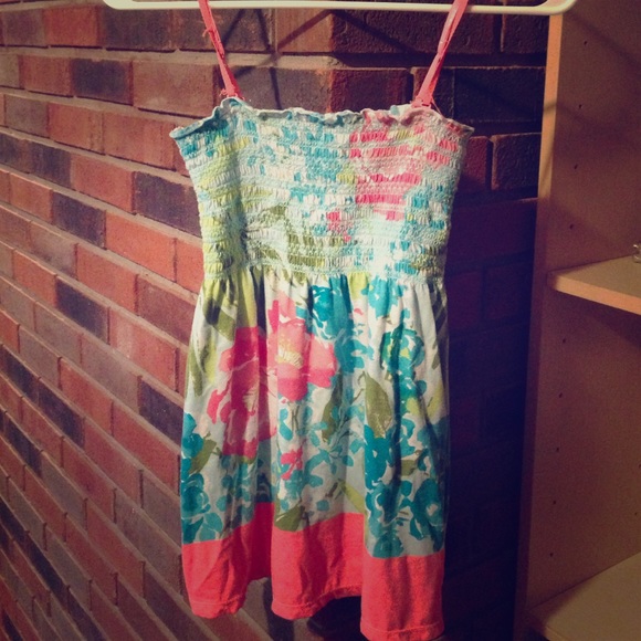 Aeropostale spaghetti strap/strapless top