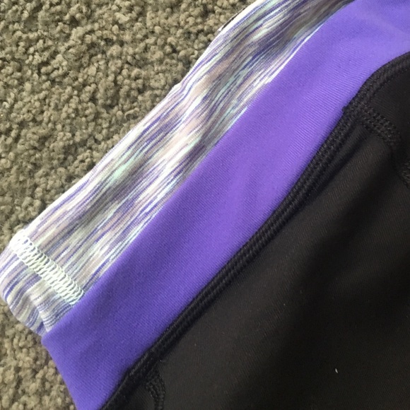 Ivivva flare pant. Size 8 - Picture 2 of 4