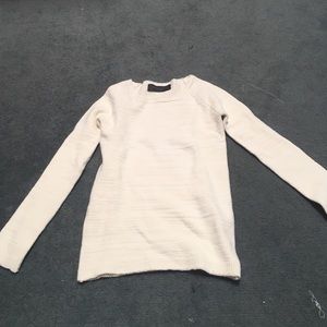 Lightweight pull over cream sweater