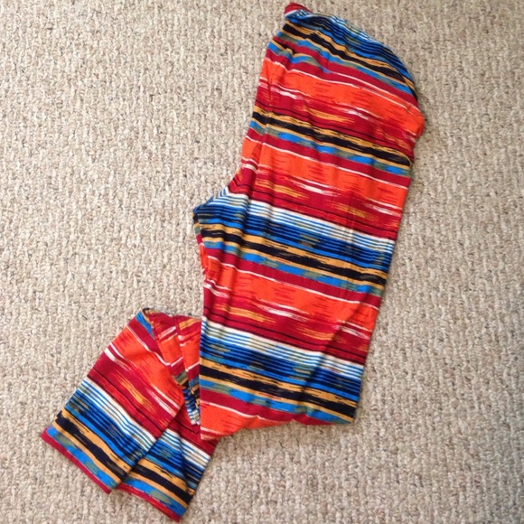 Lularoe tall and curvy. Orange stripes.