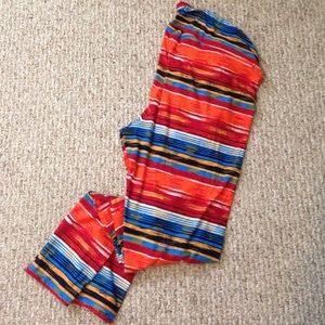 Lularoe tall and curvy. Orange stripes.