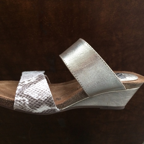 Sofft Leather Sandals