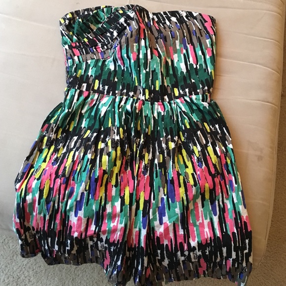 Strapless dress