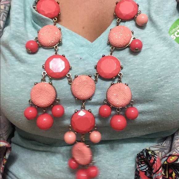 Coral bubble necklace