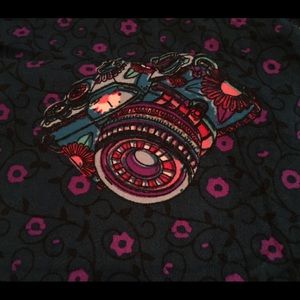 Lularoe TC Mosaic Cameras leggings NWT UNICORN