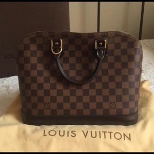 Louis Vuitton Alma PM
