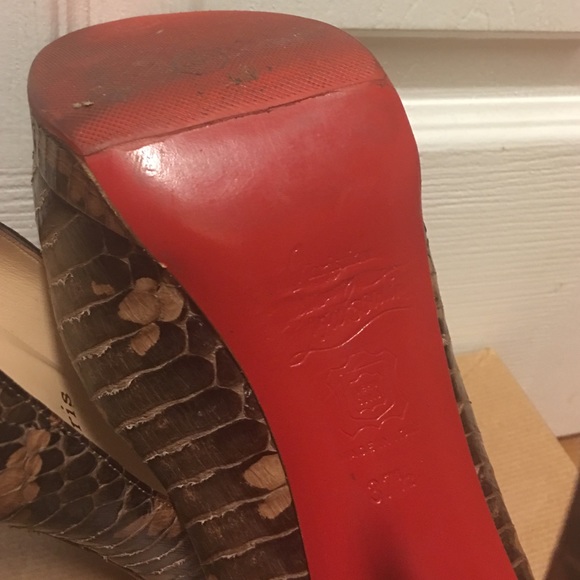 Christian Louboutin heels - Picture 2 of 4