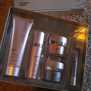 SALE NEW! Mary Kay Timewise Repair Volu-Firm Set