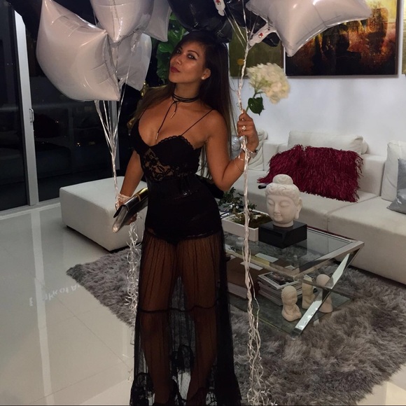 Meet your Posher, Nancy - Picture 2 of 4