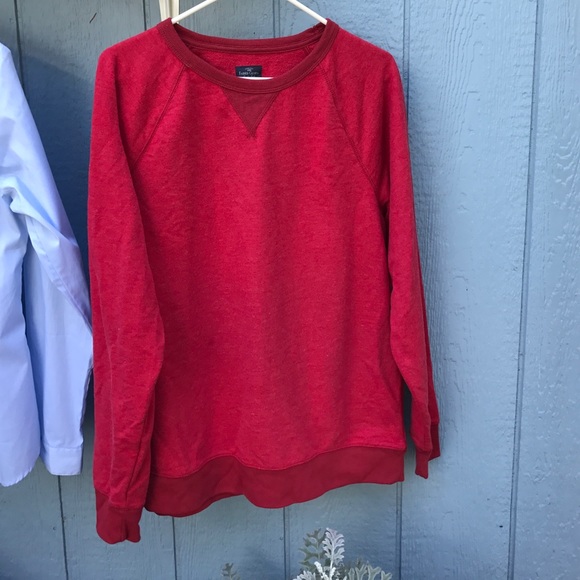 Red sweat shirt