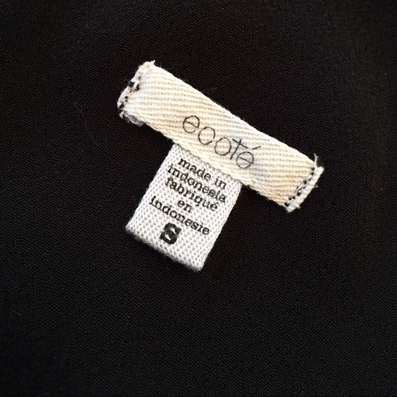 *Sold on Merc* Urban Outfitters Crochet Trim Top - Picture 3 of 4