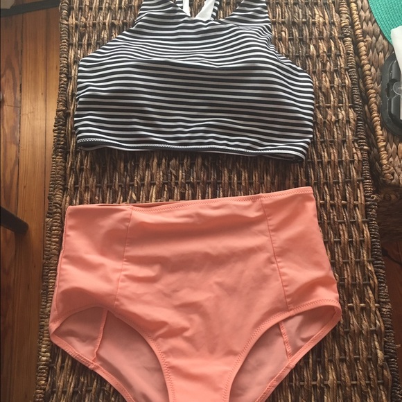 Vintage bathing suits. Never worn. Very cute - Picture 2 of 2