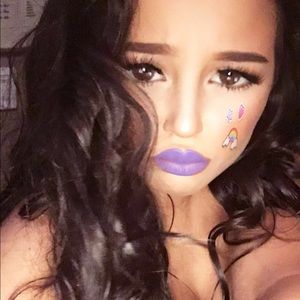 Meet your Posher, Beatriz