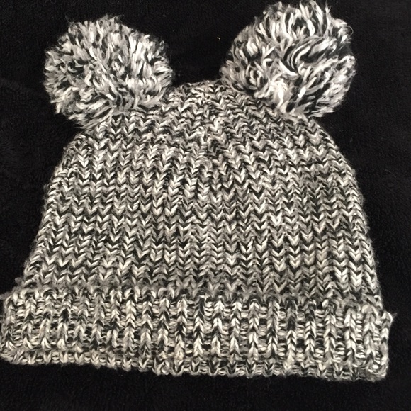 Oreo beanie with ear fuzzy balls