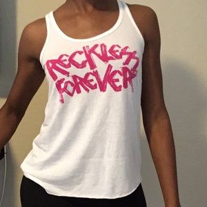 Young & recess tank