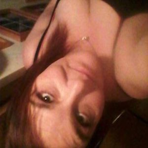 Meet your Posher, Lora