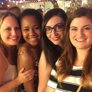 Meet your Posher, Kayla