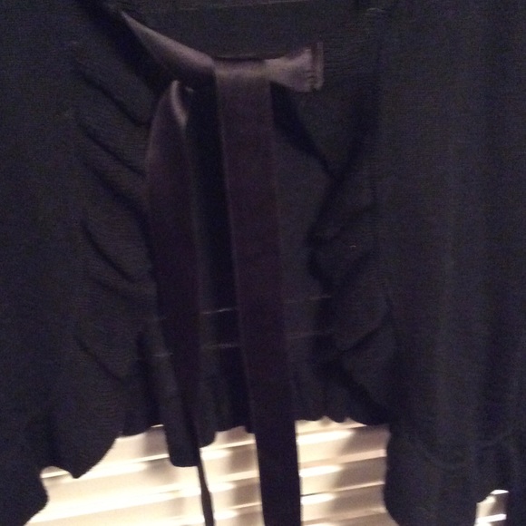 Sweater - Picture 4 of 4