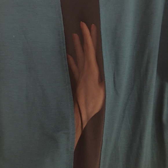 Asymmetric Sheer back DEX Top - Picture 4 of 4