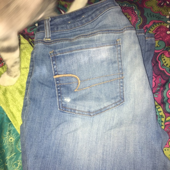 American eagle jeans!