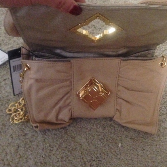 🔥BCBG MAXAZRIA hand bags BUNDLE