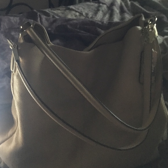 Coach from the Madison collection Pheobee Satchel - Picture 1 of 4