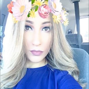 Meet your Posher, Alondra