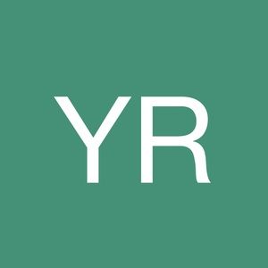 Meet your Posher, Yanira