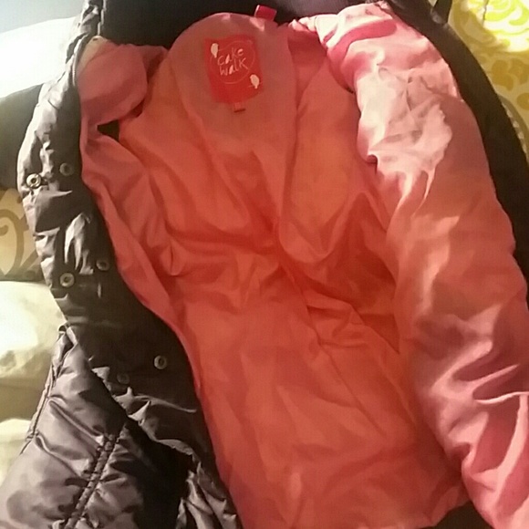 Coat - Picture 2 of 2