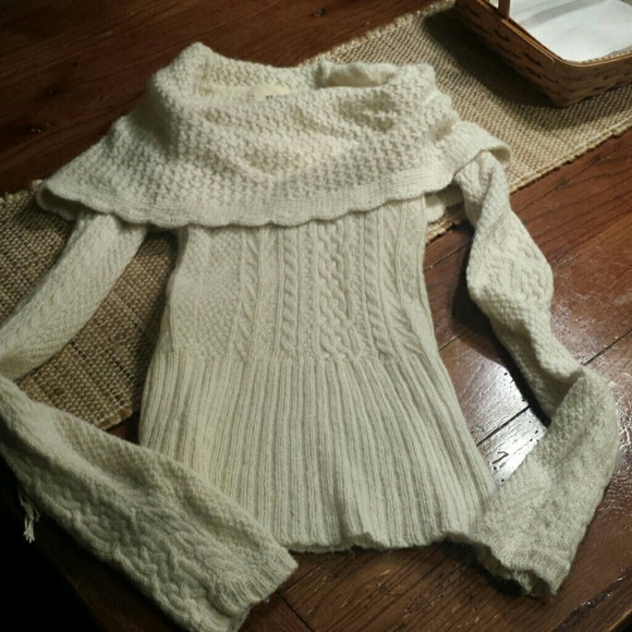 Anthropologie Sweaters - 🎀Flash SALE!  YA  🎀cowl neck sweater   LIKE NEW!