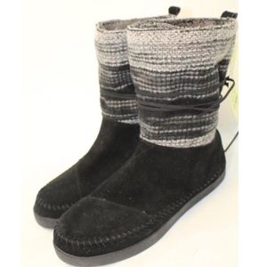 TOMS Shoes - Toms mismatch Nepal suede polyester mid calf boots TOMS Shoes - Toms mismatch Nepal suede polyester mid calf boots