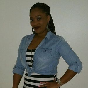 Meet your Posher, Deborah