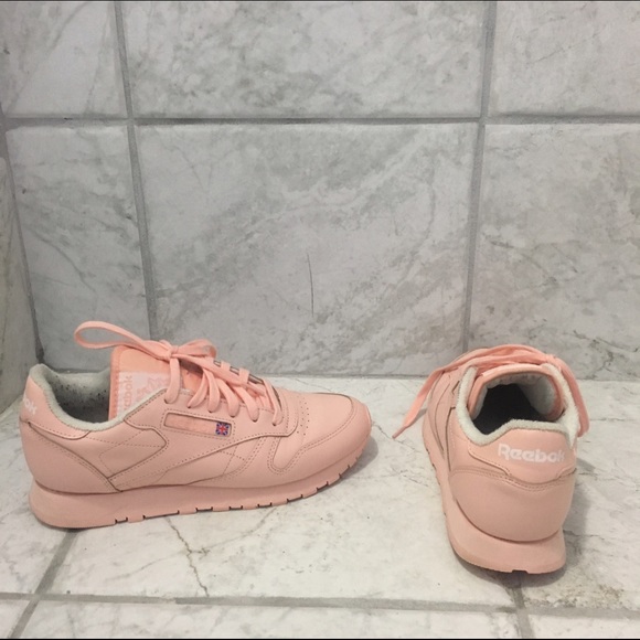 Pastel Pink Reeboks - Picture 3 of 3