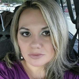 Meet your Posher, Krisztina