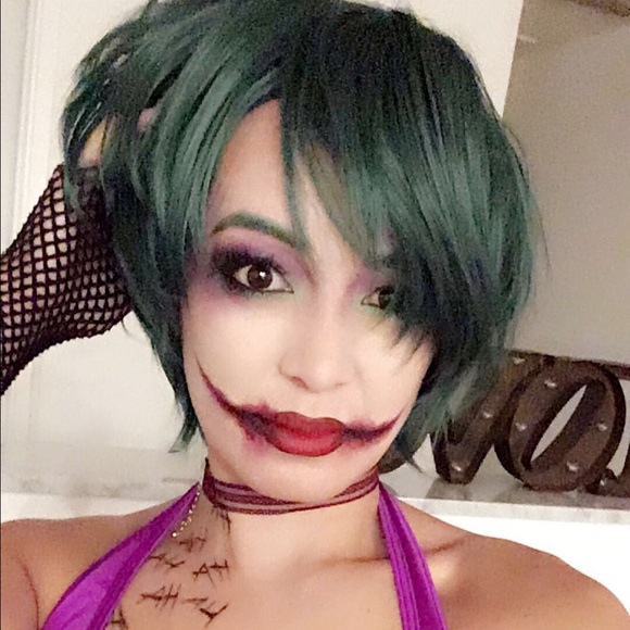 Get to know Krystle (usually called Kitty!) - Picture 2 of 4