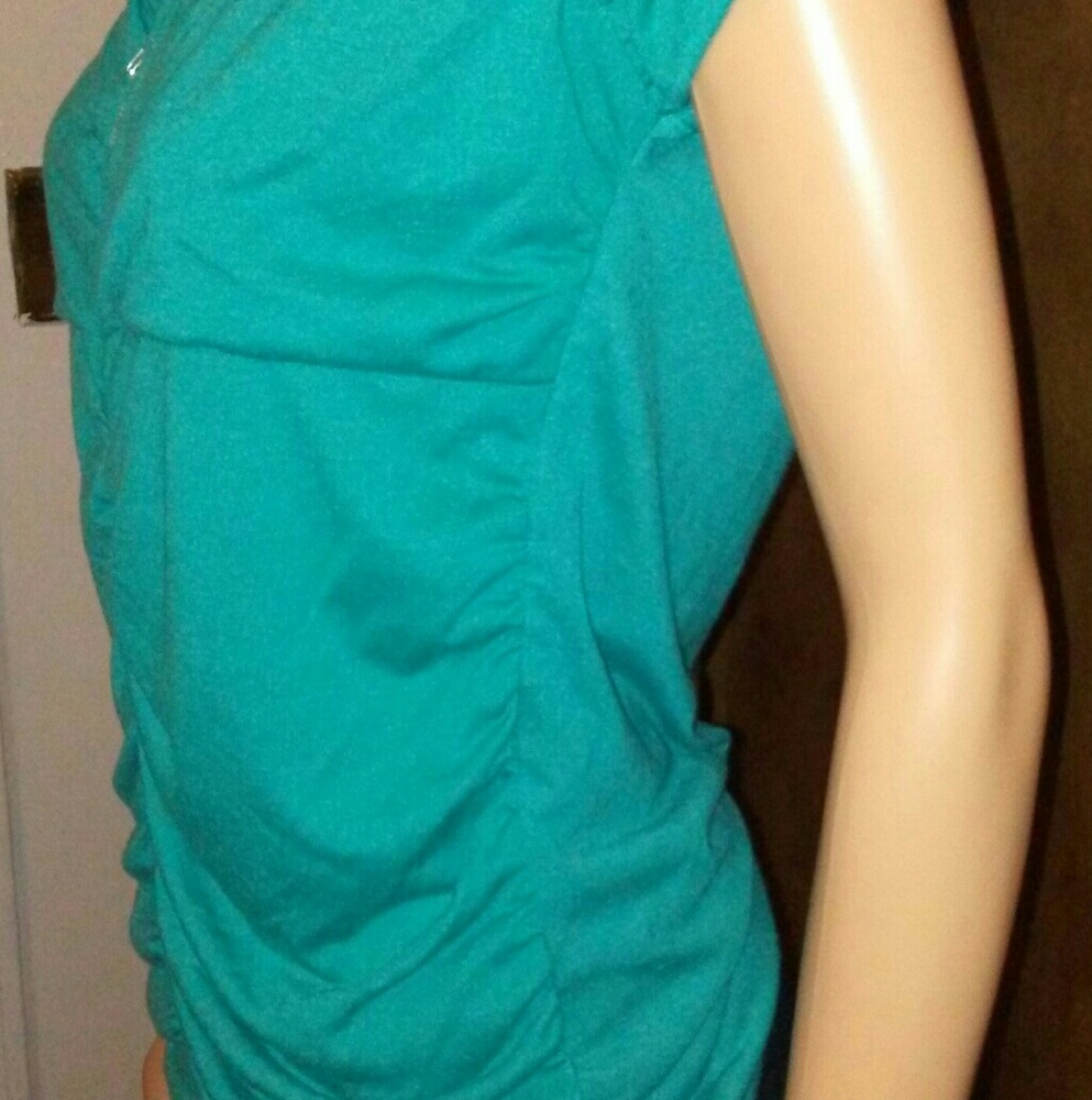 One Step Zip Top - Picture 6 of 7