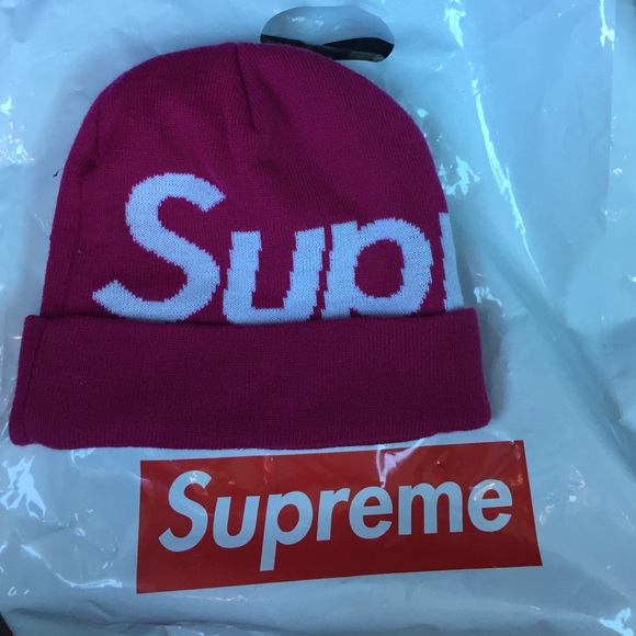 SUPREME BEANIE