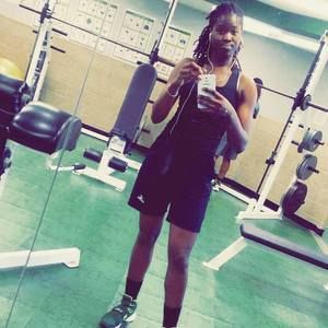 Meet your Posher, Mannuela