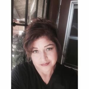 Meet your Posher, Estella