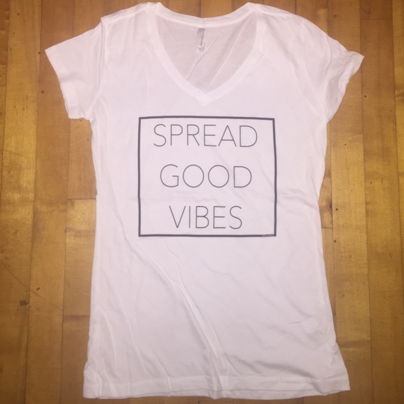SPREAD GOOD VIBES VNECK TSHIRT - Picture 4 of 4