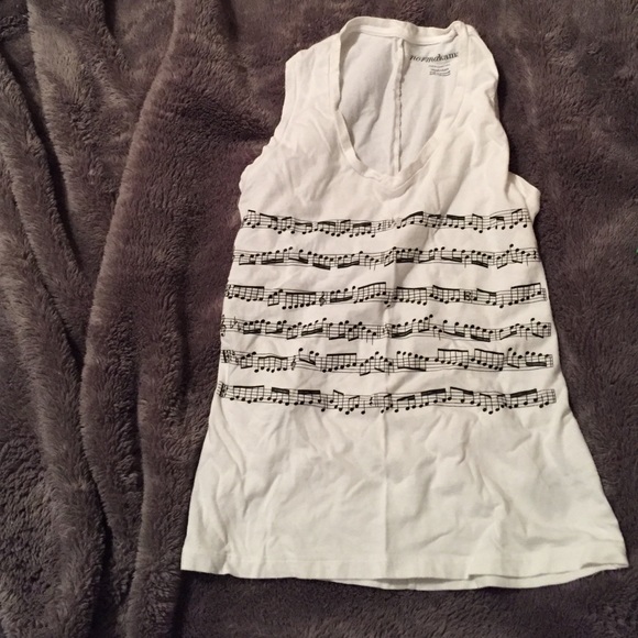 Music note tank top 🎵