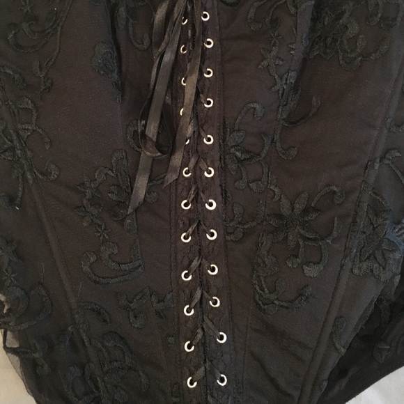 Top - Picture 3 of 4