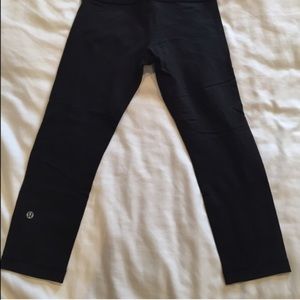 Lululemon wu crops