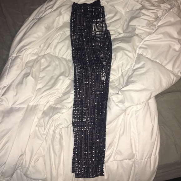 athletic leggings