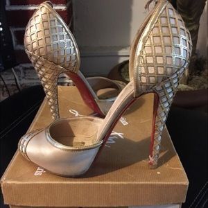 Authentic Christian Louboutin Anne Folles