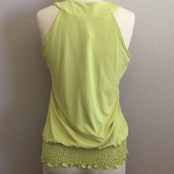 Tops - Picture 3 of 4