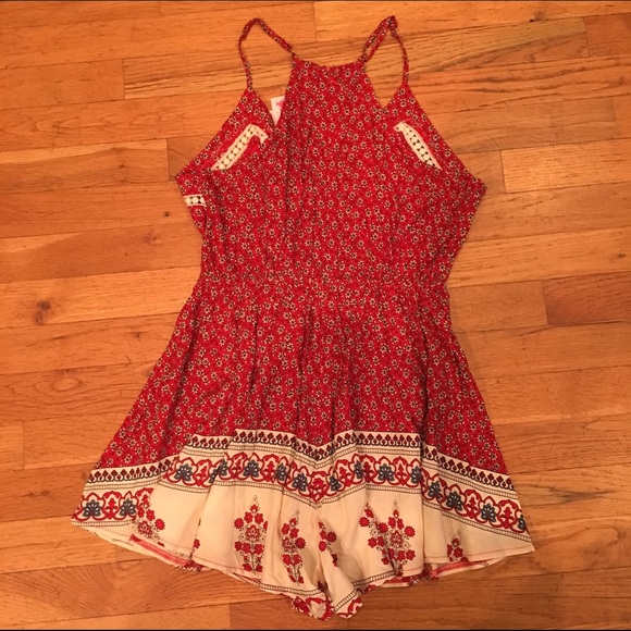 Red Romper ❤️ - Picture 2 of 4