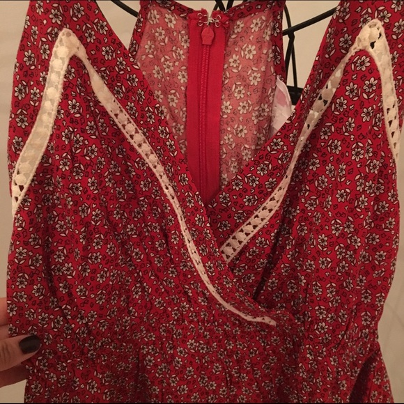 Red Romper ❤️ - Picture 4 of 4