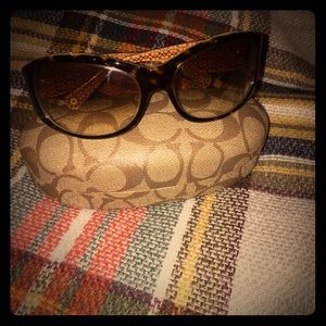Womens Coach "Suzie" tortoise sunglasses