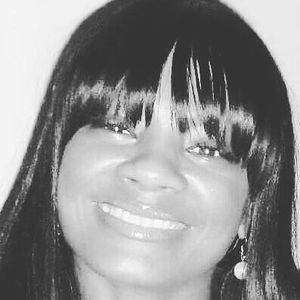 Meet your Posher, Yolanda